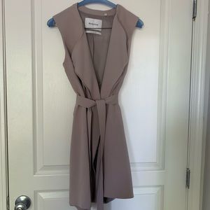 Babaton/ Aritzia Marcelo Vest XXS